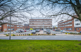 The York Teaching Hospital NHS Foundation Trust has replaced a legacy energy control solution with a contemporary Allen-Bradley® Integrated Architecture in order to achieve continuous energy savings over the next 15 years.